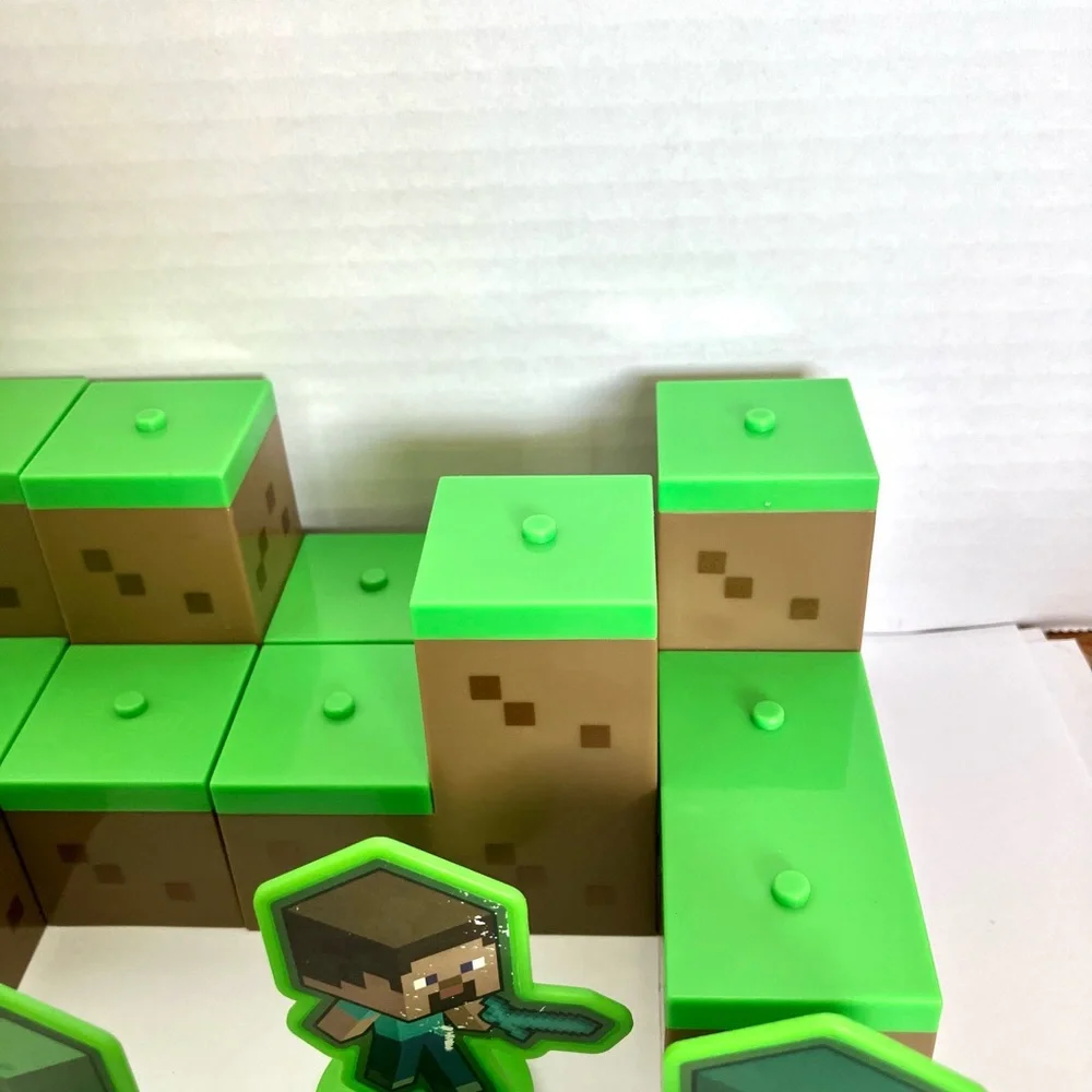 Minecraft Mobs Beware Cake Topper Set Minor Wear